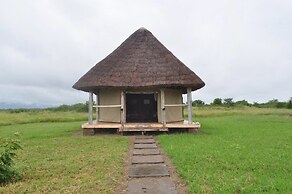 Ntoroko Game Lodge