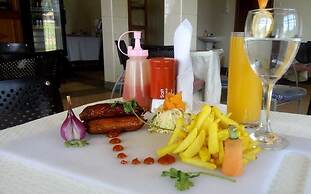 Atkon Hotel