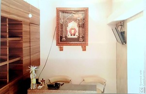 Rajhuns Deluxe Lodging