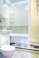 Apartment on Okeanskiy prospect 101