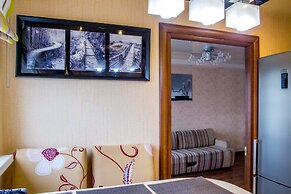 Apartment on Okeanskiy prospect 101