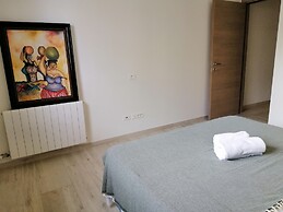 Luxurious flat with private garden