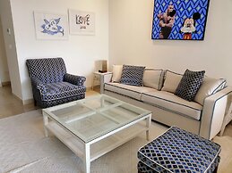 Luxurious flat with private garden