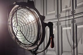 Paramount Hotel Dubai