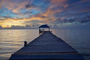 Cocotal Inn and Cabanas