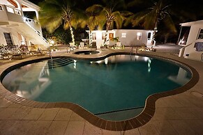 Cocotal Inn and Cabanas