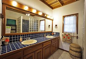 Cocotal Inn and Cabanas