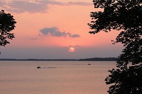 Viking Bay Resort & Lodge