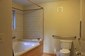 Viking Bay Resort & Lodge