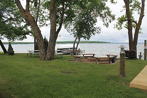 Viking Bay Resort & Lodge