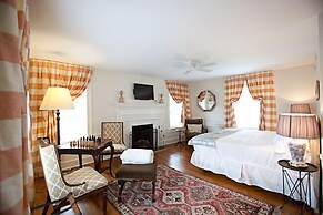 The Farmhouse at Veritas