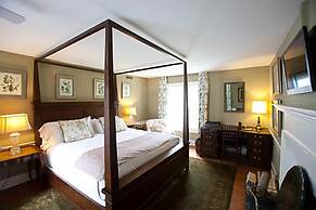 The Farmhouse at Veritas