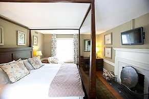 The Farmhouse at Veritas