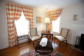 The Farmhouse at Veritas