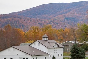 The Farmhouse at Veritas