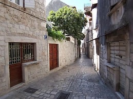 Apartment and Room Ivica