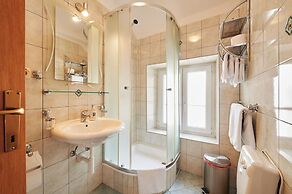 Apartment and Room Ivica