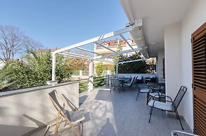Apartments and Rooms Antee