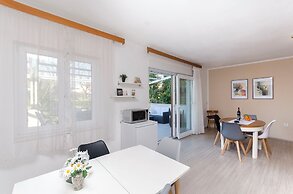 Apartments and Rooms Antee