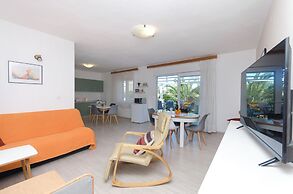 Apartments and Rooms Antee
