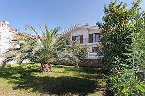 Apartments and Rooms Antee