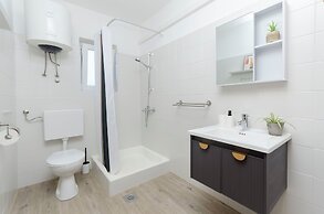 Apartments and Rooms Antee