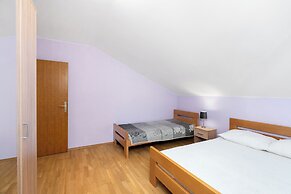 Apartments Kralj