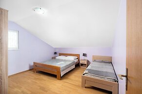 Apartments Kralj