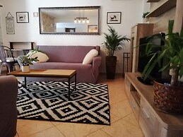 Apartment Peaceful Green Oasis