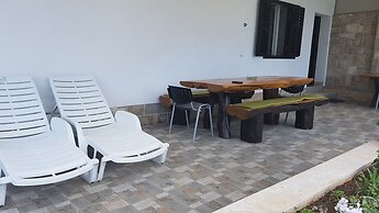 Apartments Teo i Ivana