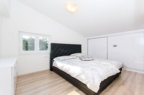 Apartments Drazen