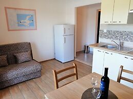 Apartments and Room Caric