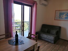 Apartments and Room Caric