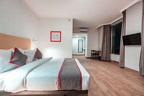 Super OYO Townhouse 2 Hotel Gunung Sahari