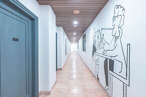 Super OYO Townhouse 2 Hotel Gunung Sahari