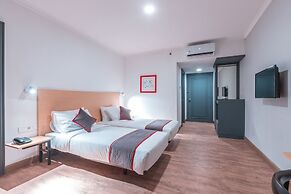 Super OYO Townhouse 2 Hotel Gunung Sahari