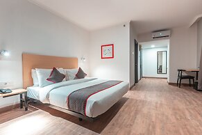 Super OYO Townhouse 2 Hotel Gunung Sahari