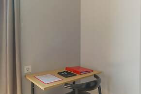 Super OYO Townhouse 2 Hotel Gunung Sahari