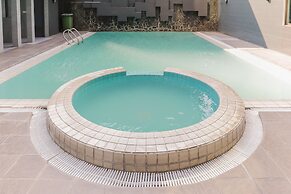 Super OYO Townhouse 2 Hotel Gunung Sahari