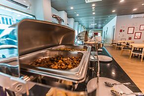 Super OYO Townhouse 2 Hotel Gunung Sahari