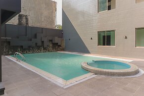 Super OYO Townhouse 2 Hotel Gunung Sahari