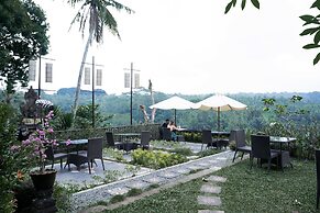 Sayan Ridge Villa