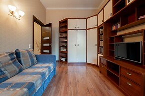 Spb2day Radisheva street