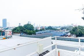 Ze Residence Bang Aor