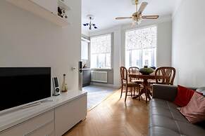 Spb2Day Ulyana Gromova pereulok 8