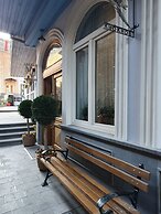 Boutique Hotel Khokhobi