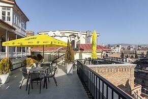 Boutique Hotel Khokhobi