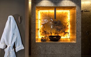 Waldrast - Forestside Living