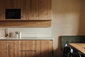 Waldrast - Forestside Living