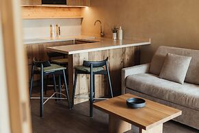 Waldrast - Forestside Living